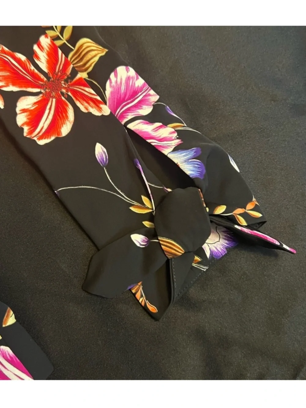 EXPRESS Black Floral Blazer Jacket - Multicolor Flower Print - Picture 3 of 4